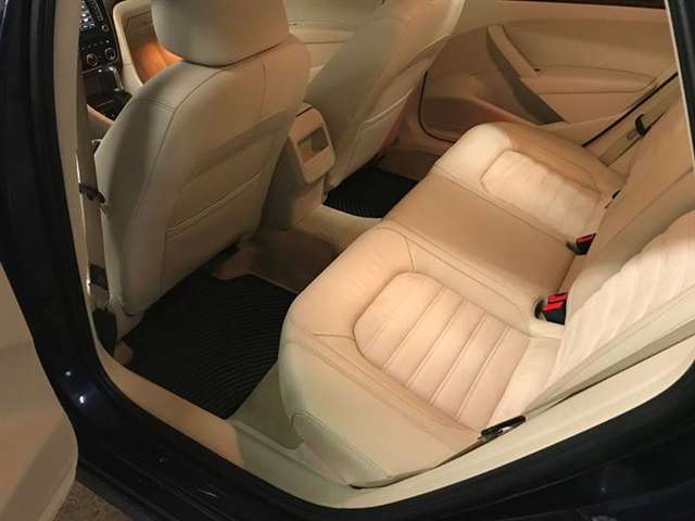 Volkswagen Passat 2012 photo 9